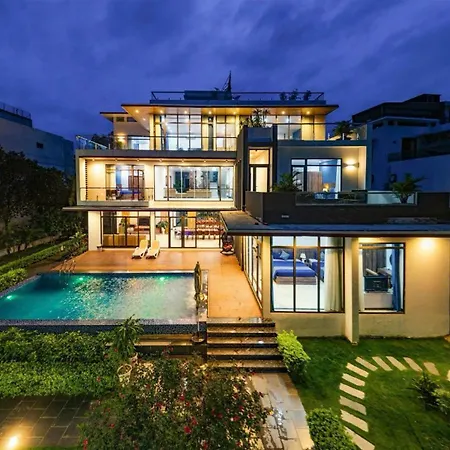 Chuoi Villa Tuan Chau Zen - Ha Long 10 Ngu Sieu Rong - Sat Bien - Be Boi - Nuong Bbq